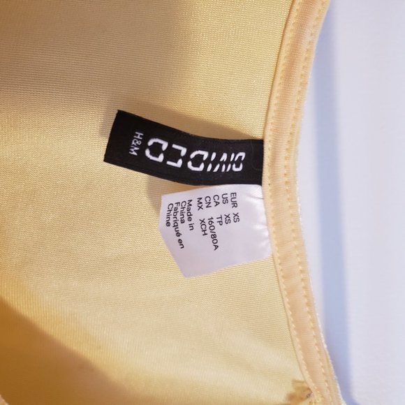 Velvet Crop top - Picture 2 of 2